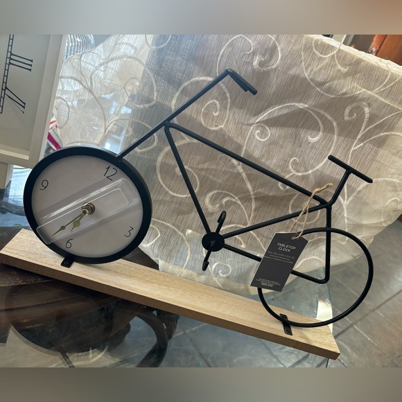 Bicycle Clock - Picture 2 of 3